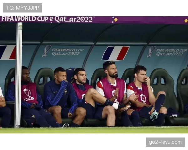 德尚揭秘更衣室管理秘诀：掌控团队氛围激发球员潜能，助球队表现亮眼