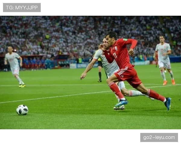 卡利亚里战术剖析：提升联赛竞争力的进攻与防守平衡策略