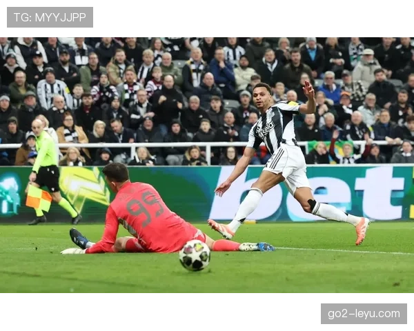 曼城多线作战体能压力增加，对争冠形势影响逐步显现