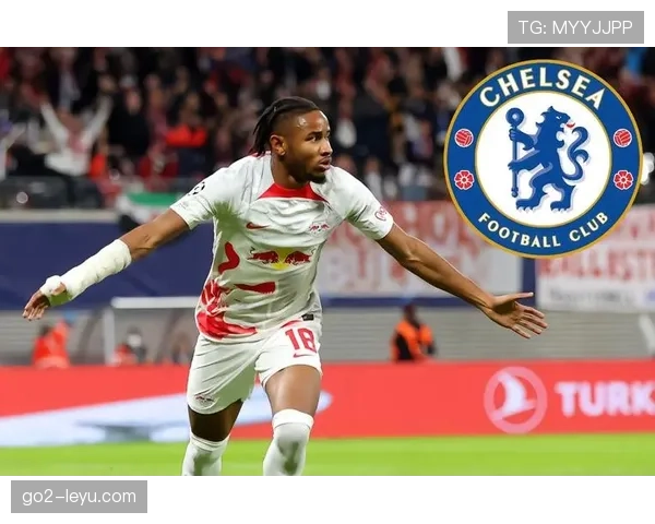 恩昆库从边锋到中路核心的角色演变解析