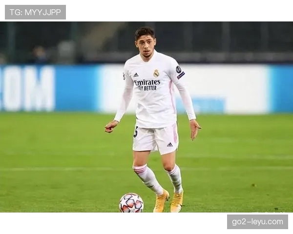 巴尔韦德：B2B中场攻防一体的代表解析