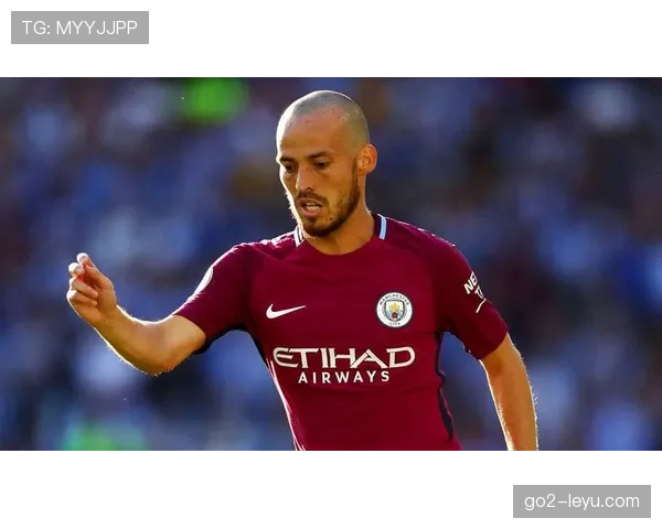 德布劳内 vs 伊涅斯塔：中场指挥官的历史地位与技术风格差异何在